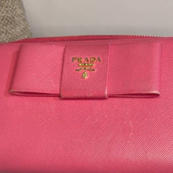 Prada Bow Pink Zip Around Long Wallet Wallet with Bow Accent and Gold
Hardware - Picture 14 of 14